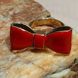Red Bow Gold Tone Ring